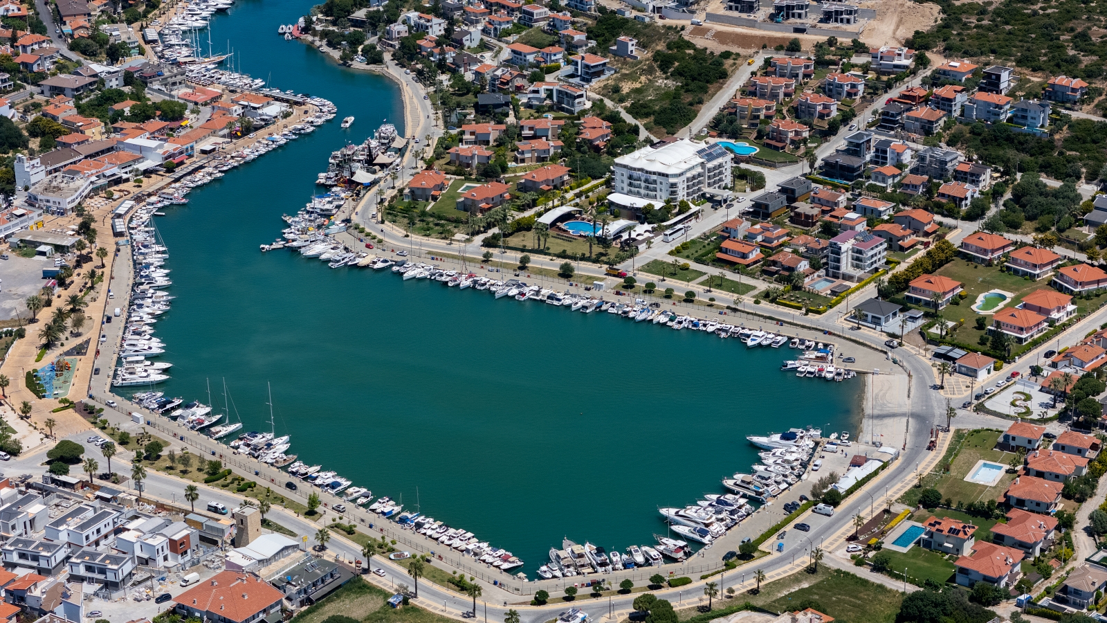 Sisus Marina Hotel 3
