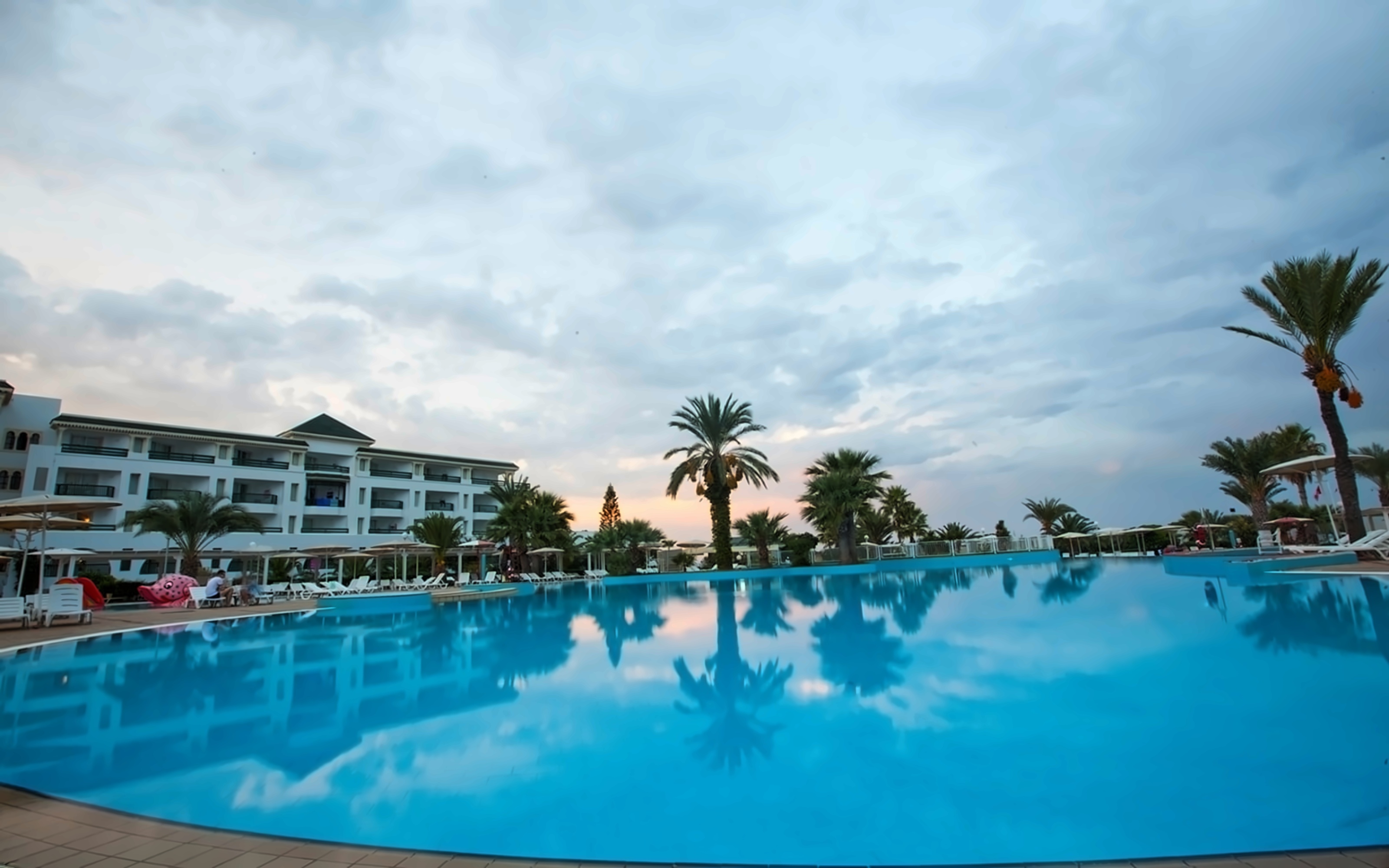El Mouradi Palm Marina 5