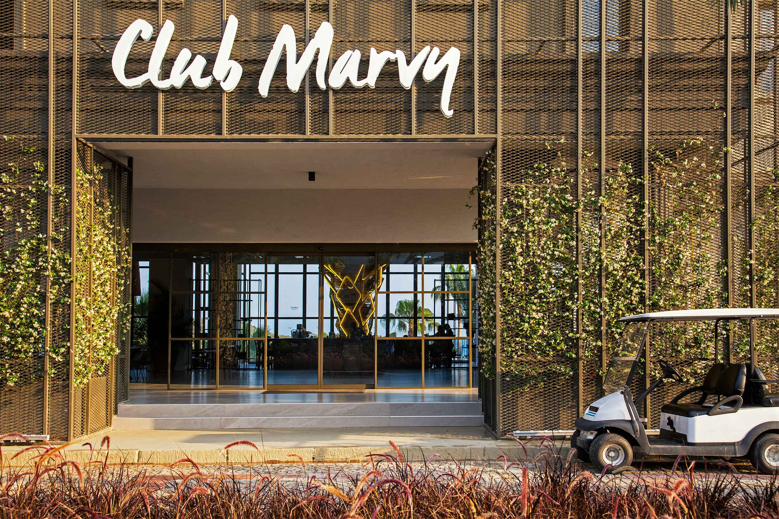 Club Marvy 2