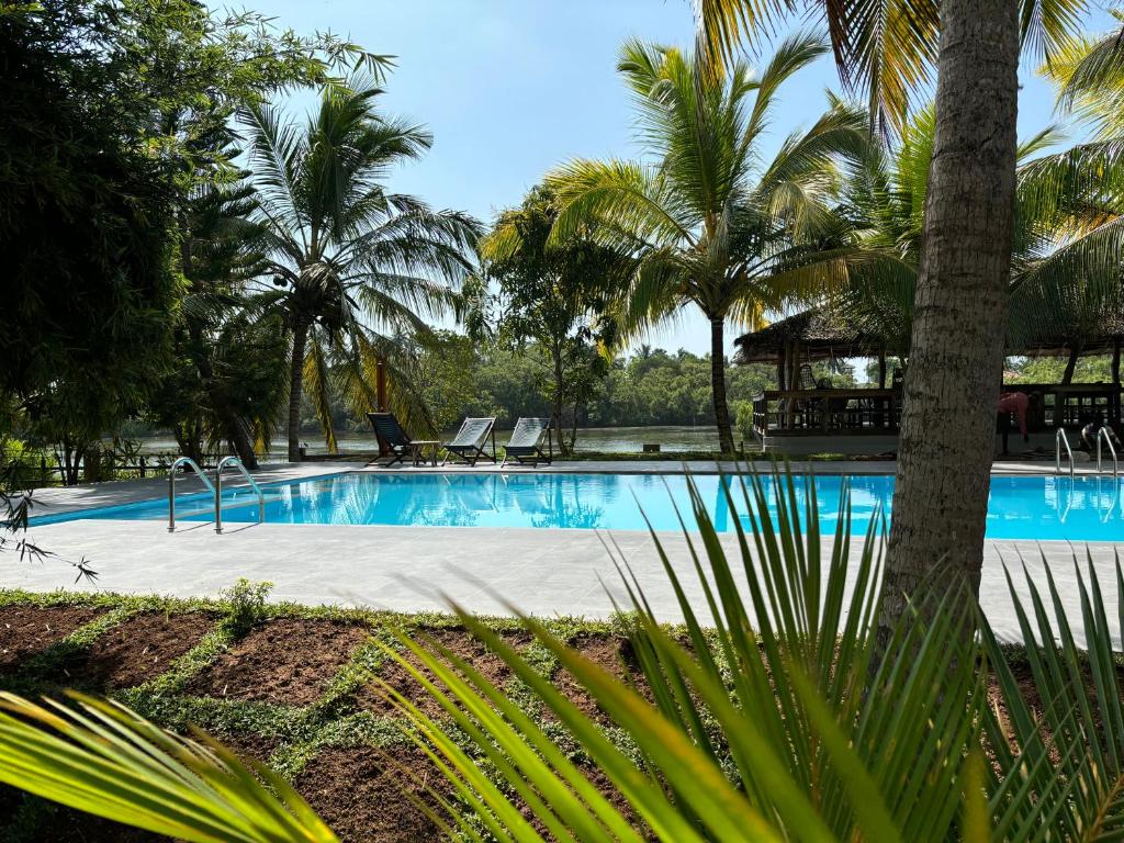 Hideaway Lodge 5