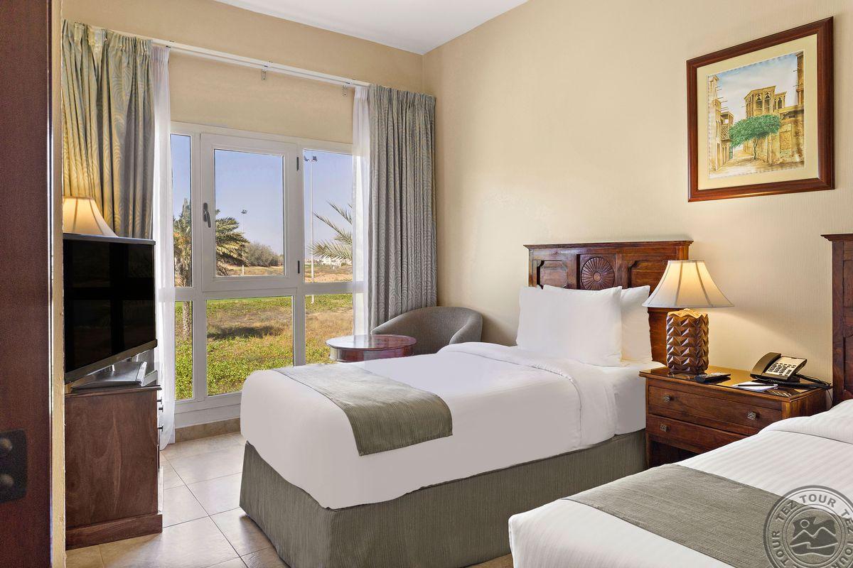 Al Hamra Village Hotel 6