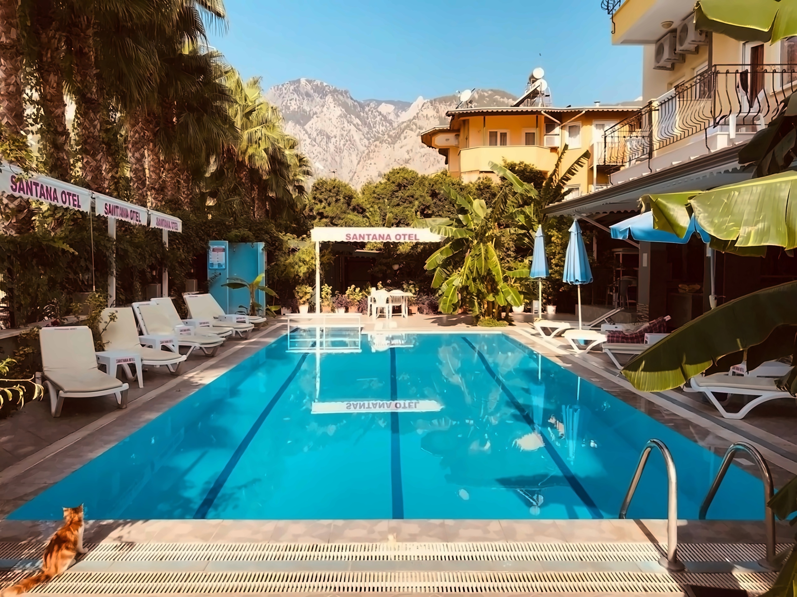 Santana Hotel 3
