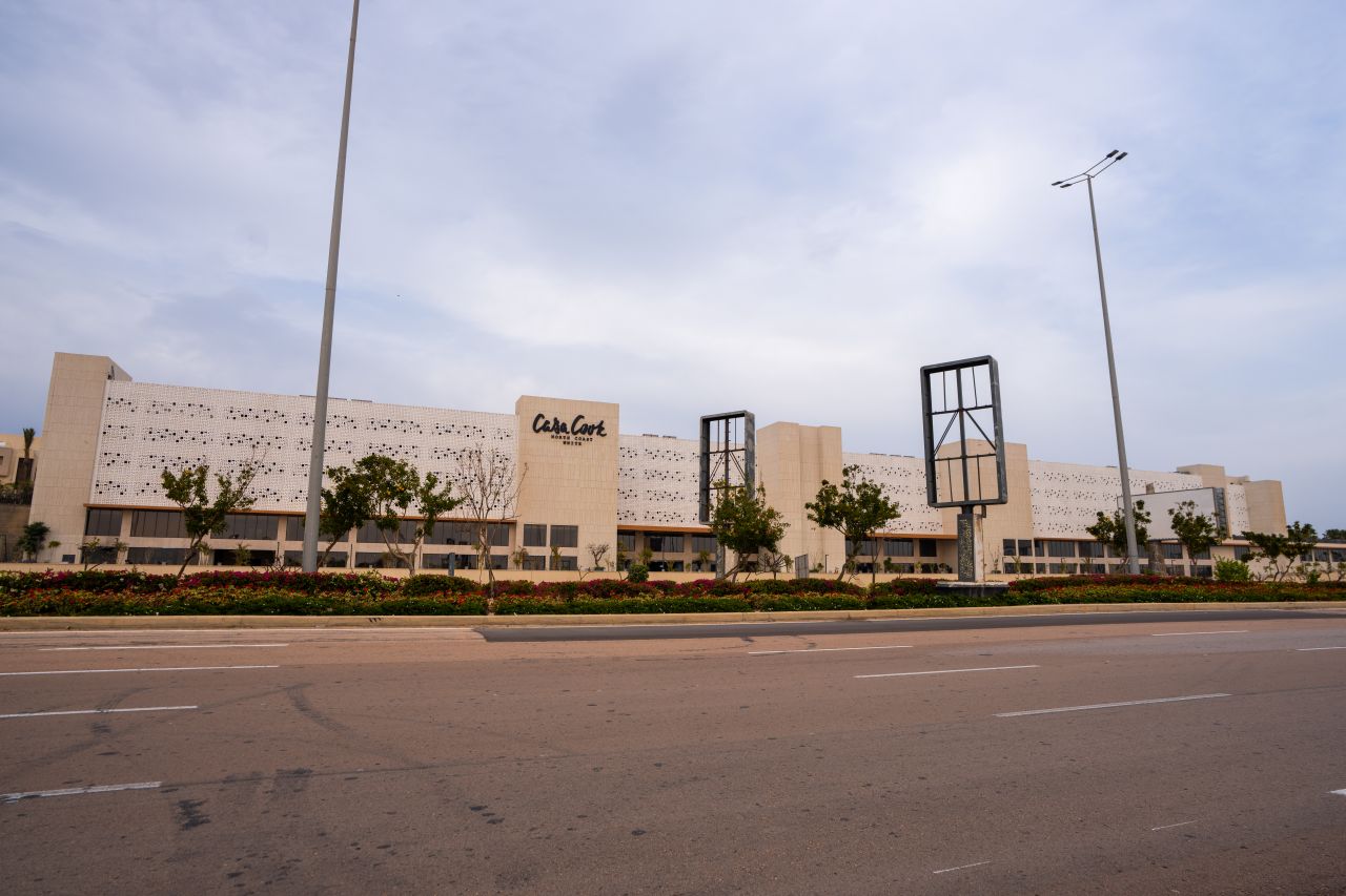 Casa White 2