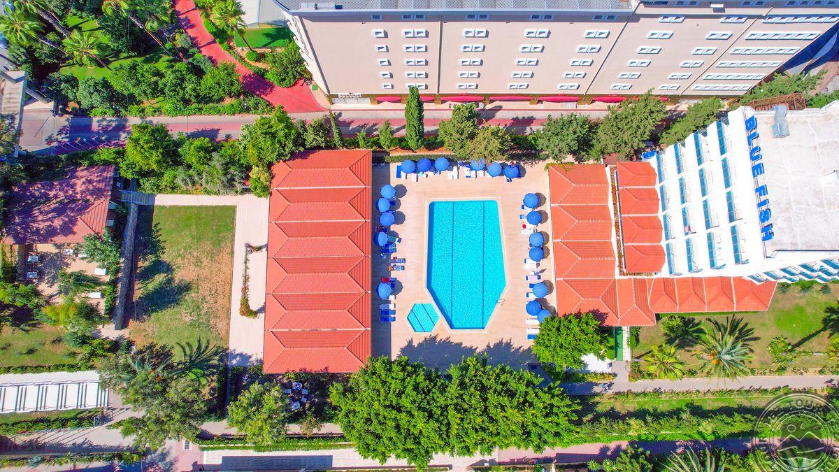 Blue Fish Hotel 3