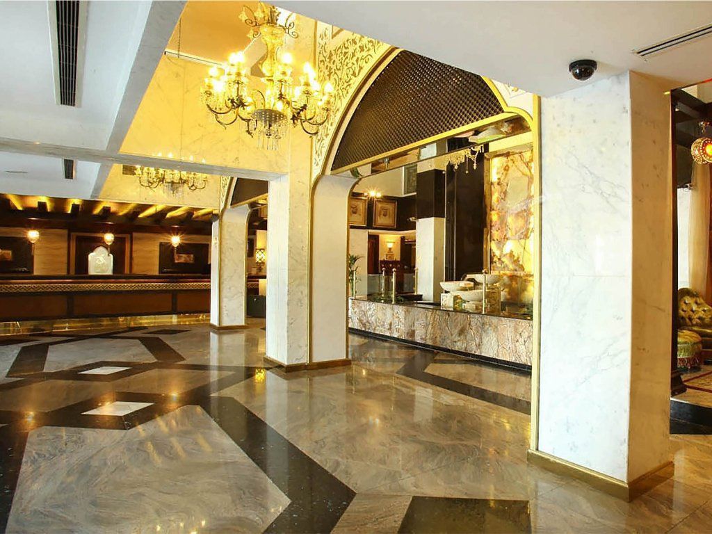 Arabian Courtyard Hotel & Spa 5