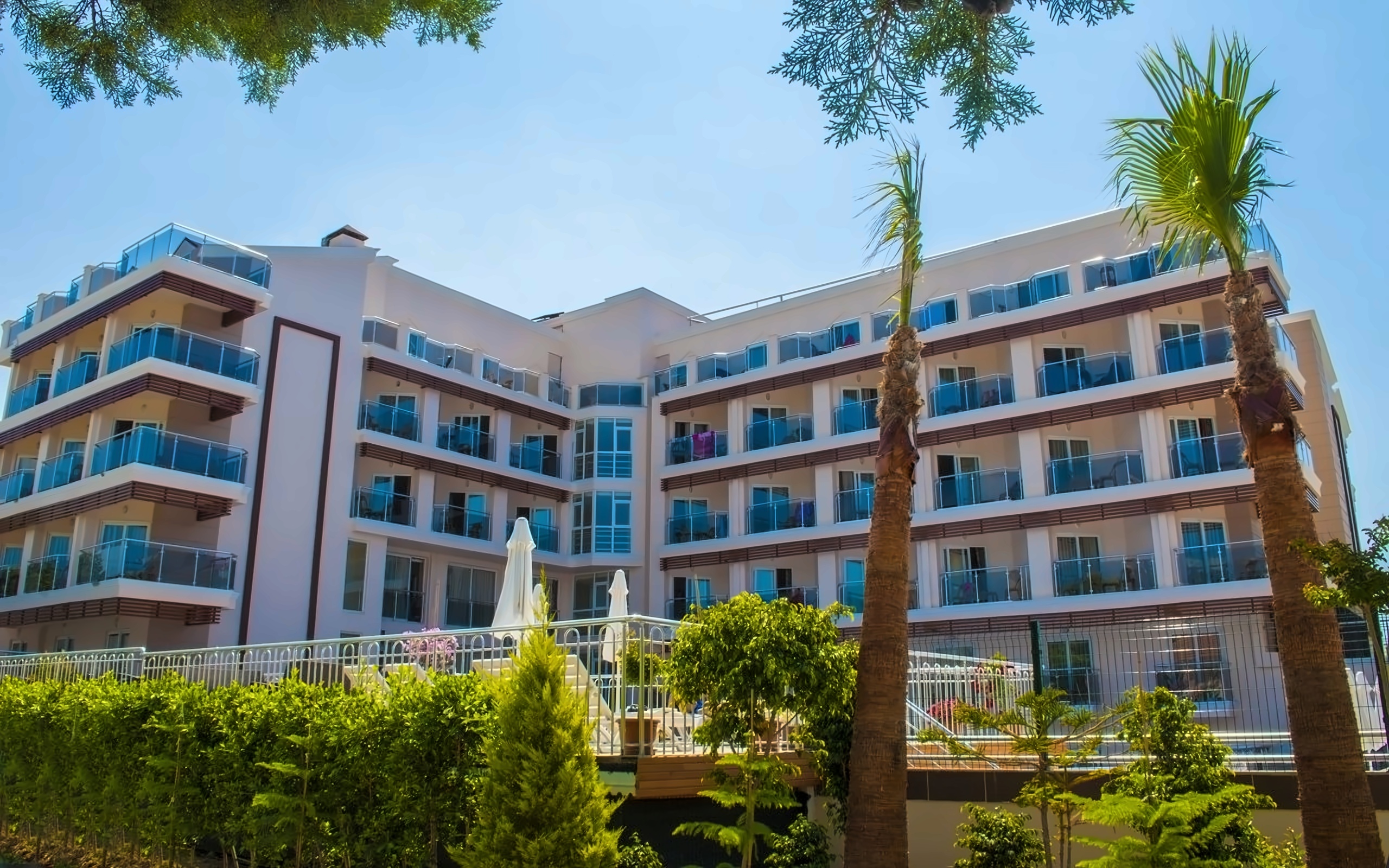 Sun Beach Park And Spa 2
