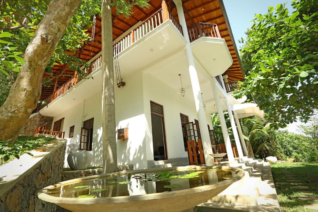 Beach Grove Villas 6