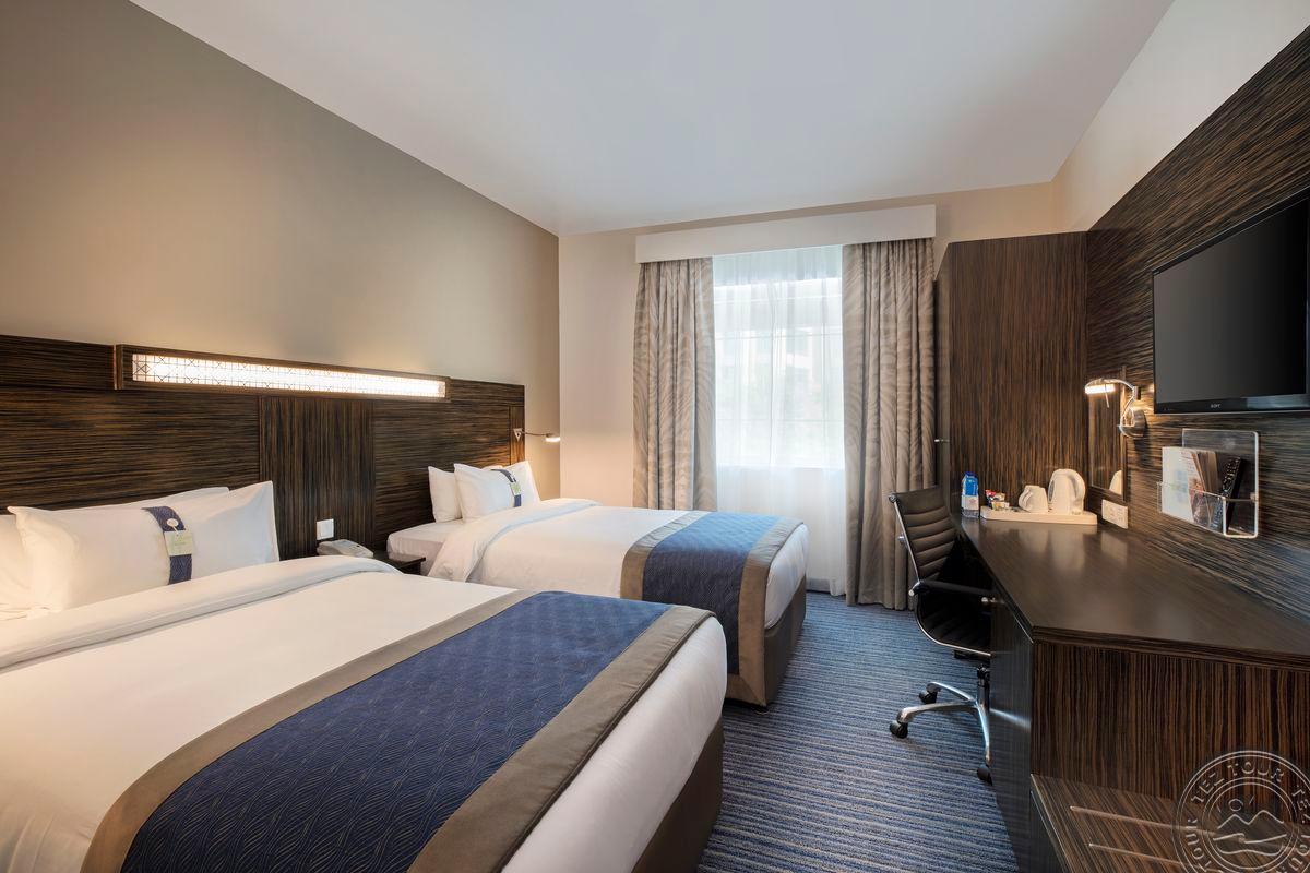 Holiday Inn Express Safa Park 3