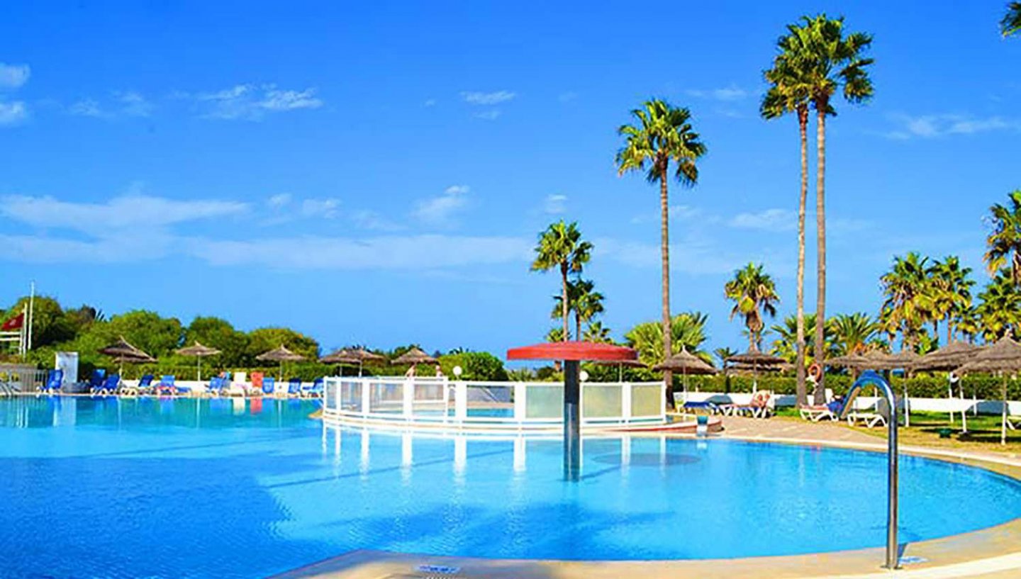 Club Tropicana & Spa 5