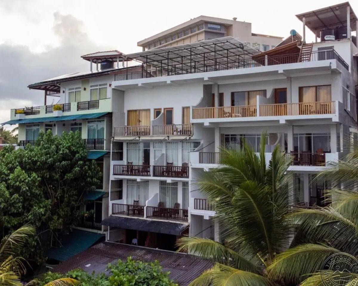 Wave Beach Resort 3