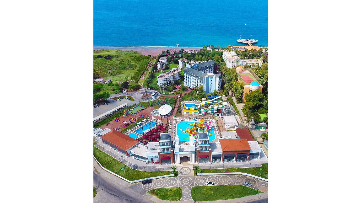 Club Aqua Plaza Otel 6