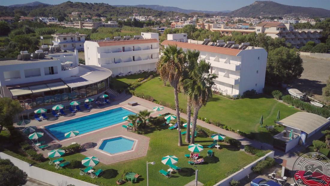 Pylea Beach Hotel 3