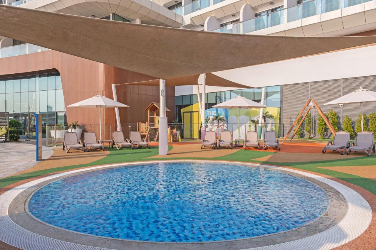 Hampton By Hilton Marjan Island 6