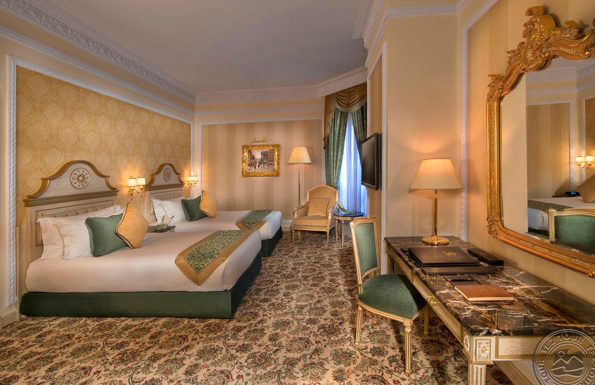 Royal Rose Abu Dhabi, A Curio Collection By Hilton 6