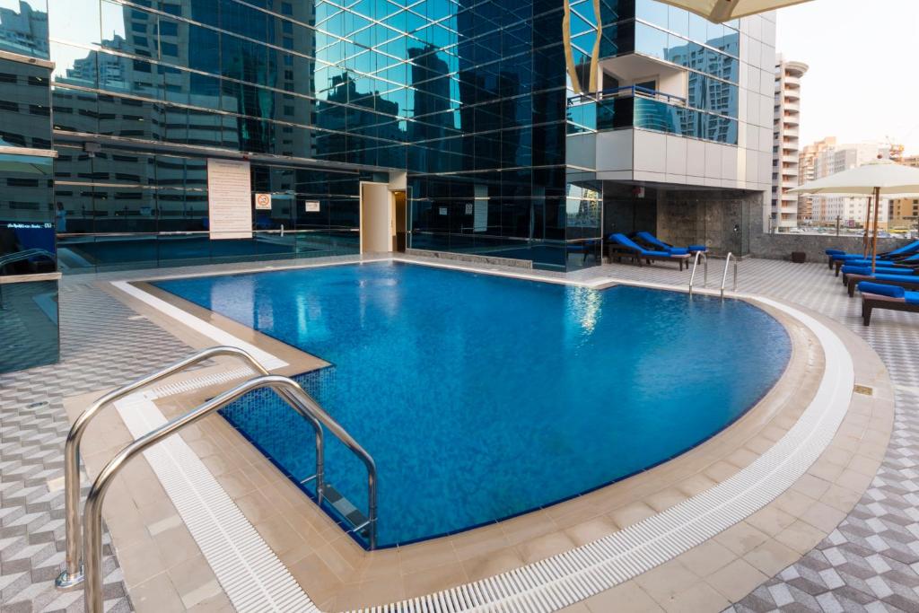 Golden Tulip Media Hotel 2