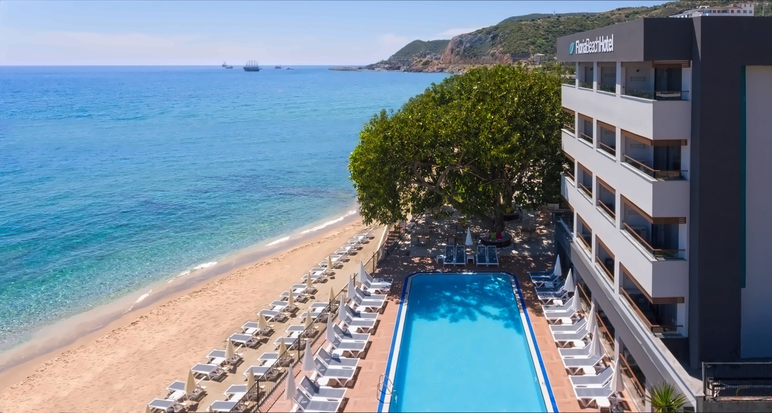 Floria Beach 2