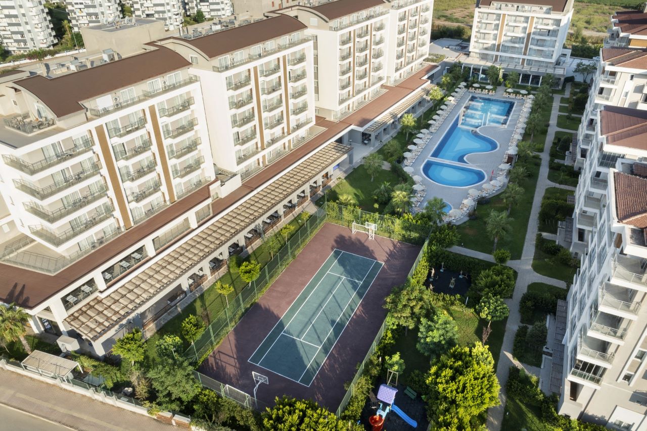 Greenwood Suites Resort 6