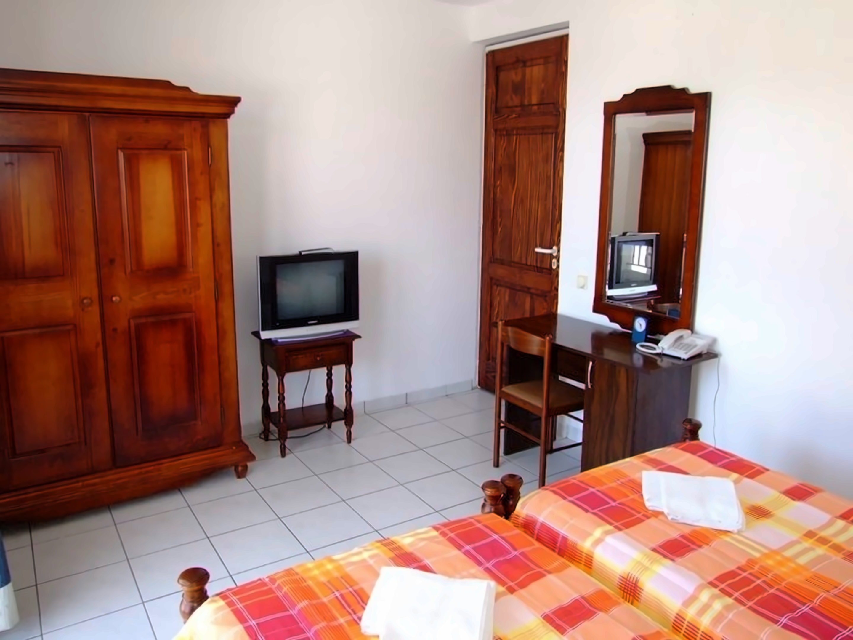 Villa Ritsa 4