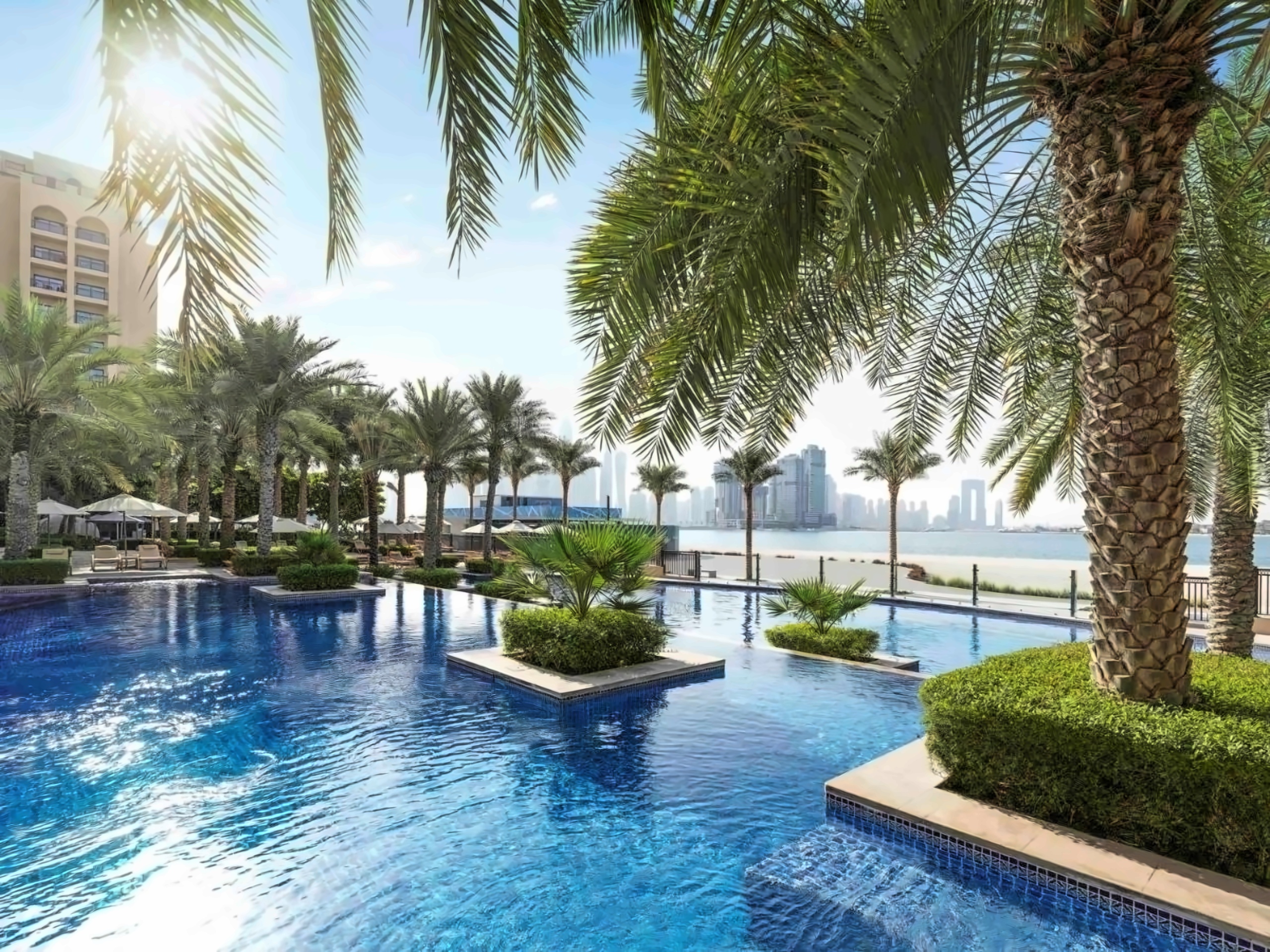Fairmont The Palm, Dubai 6