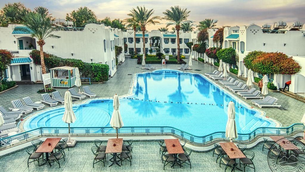Falcon Hills 4