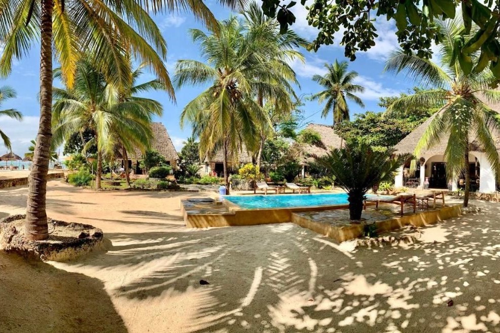 Mambo Ocean Resort 3