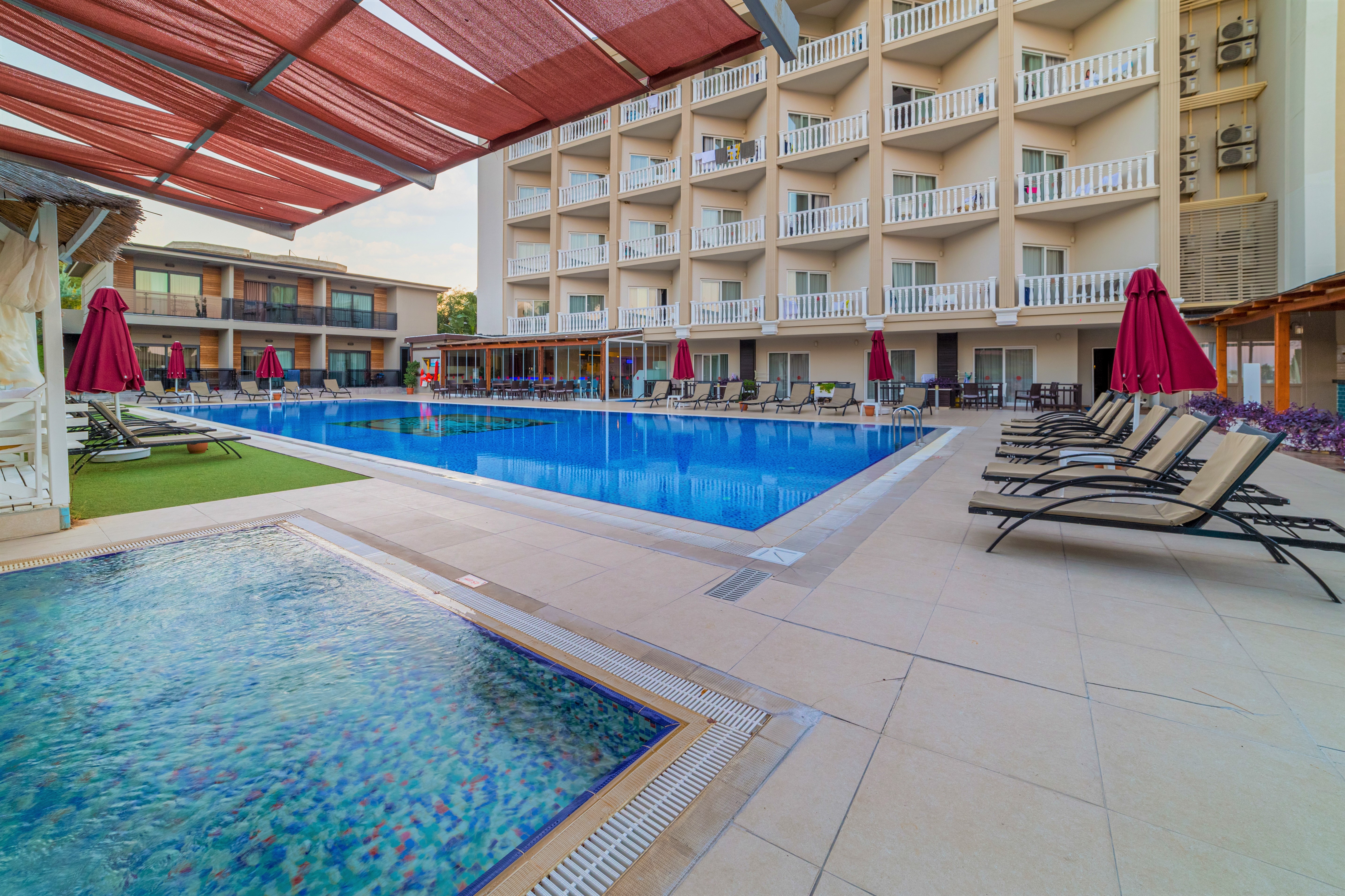 Justiniano De Luxe Resort 4