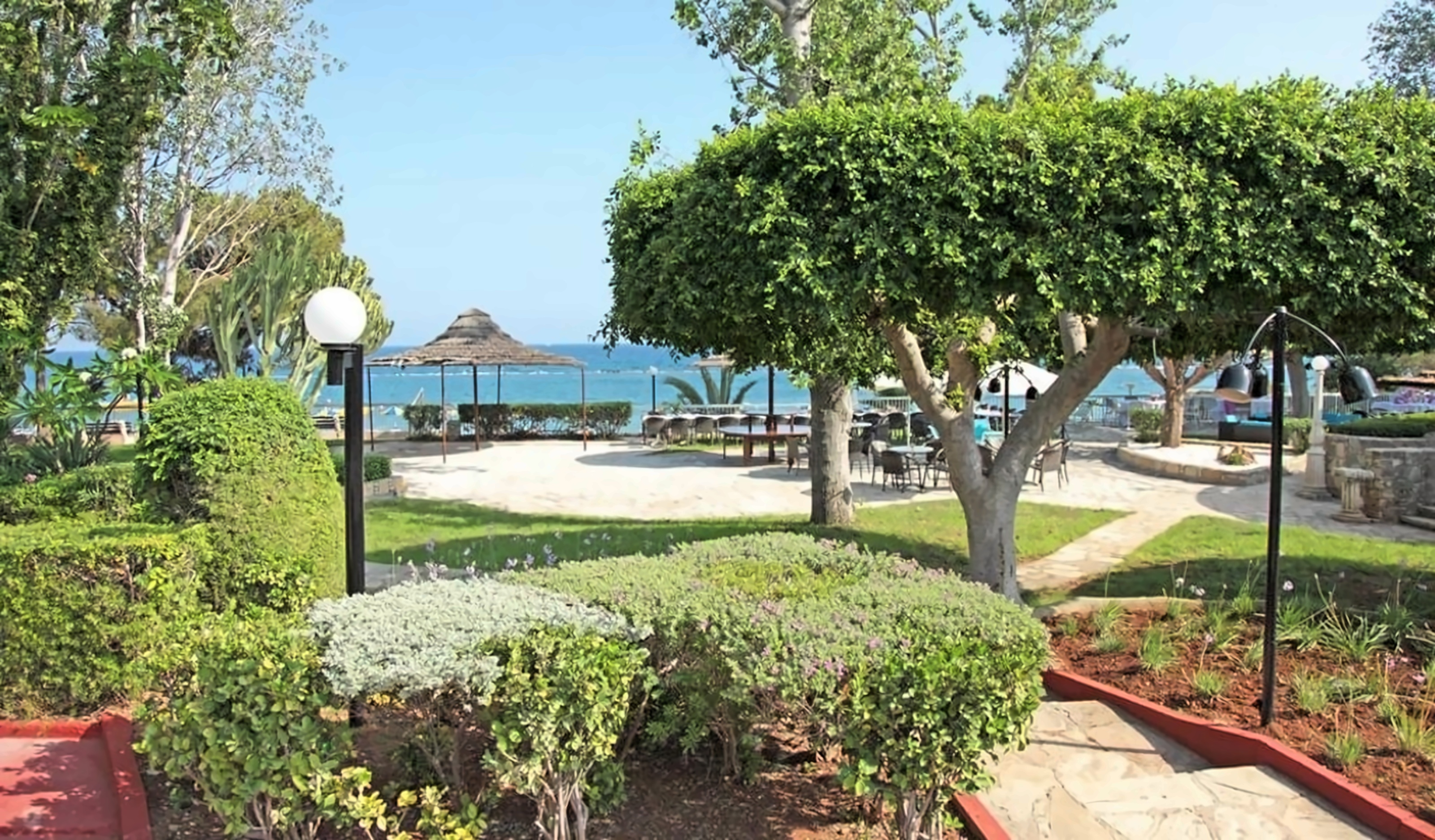 Poseidonia Beach Hotel 6