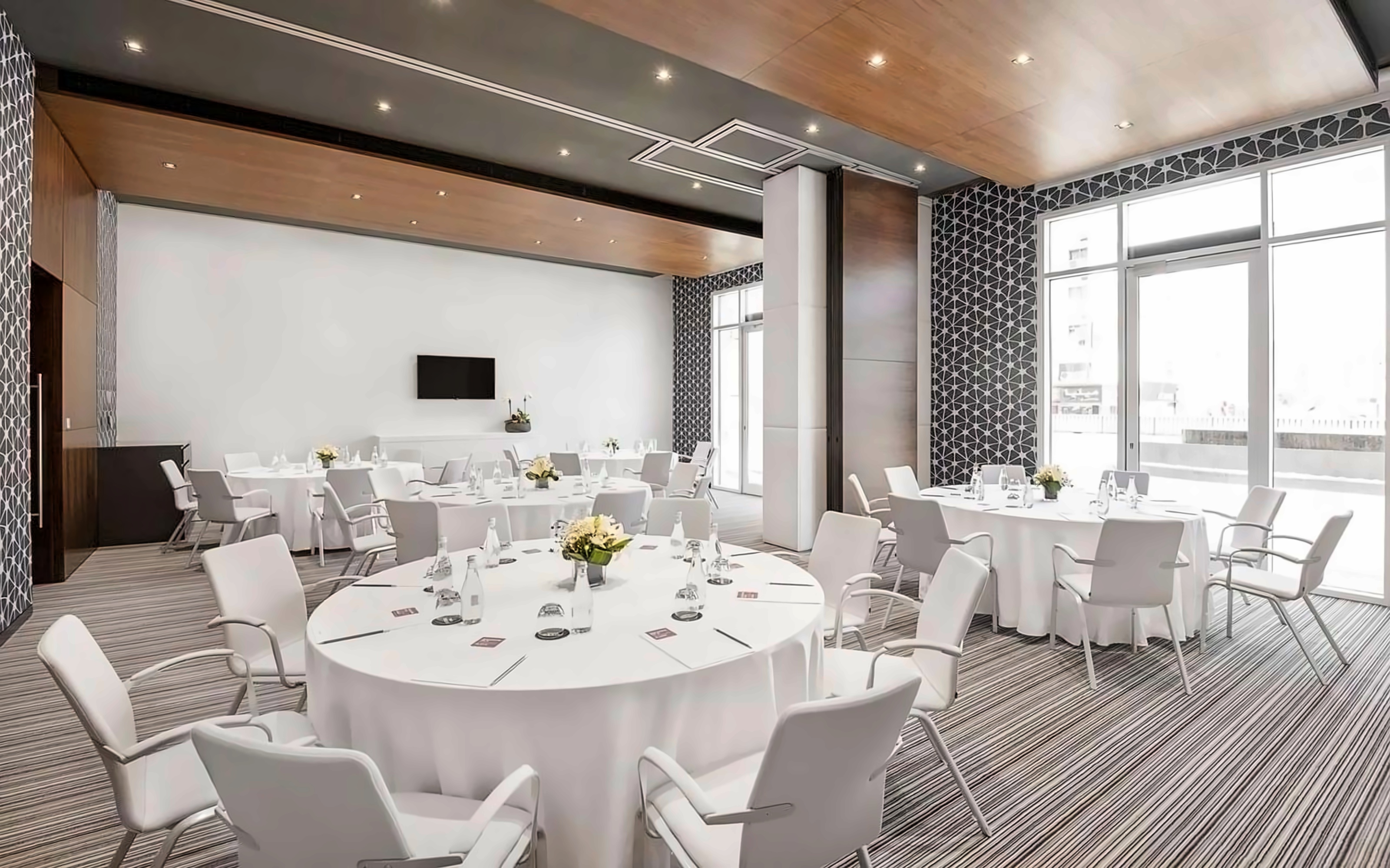 Hyatt Place Dubai Wasl District 3