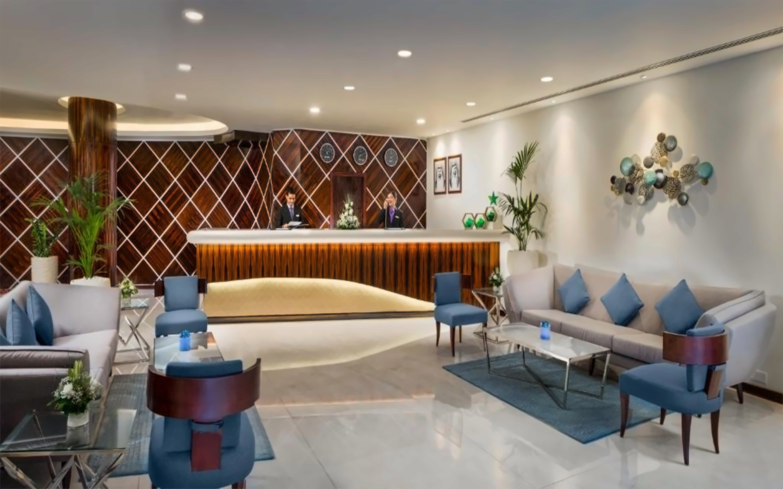 Savoy Suites Aparthotel 5