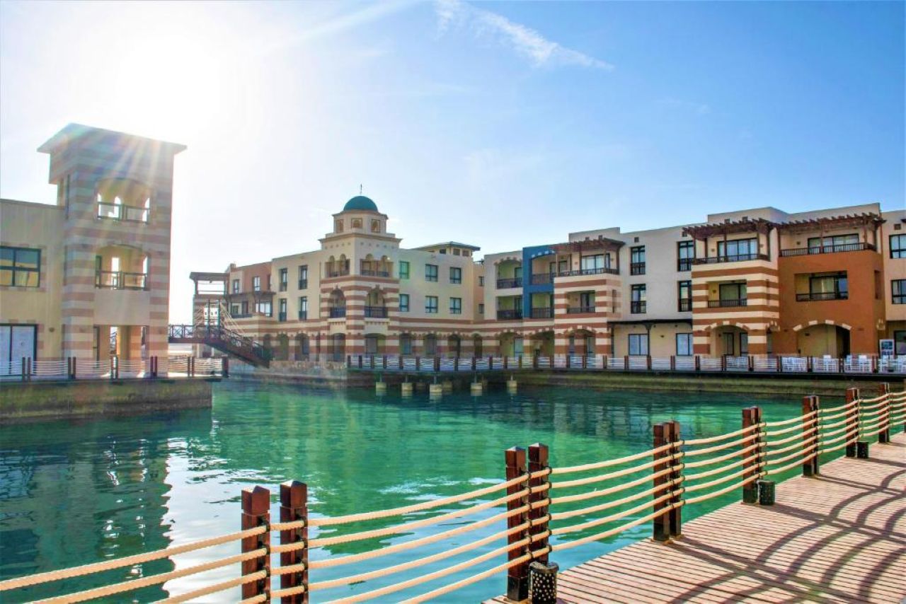 Marina Residence Suites 2