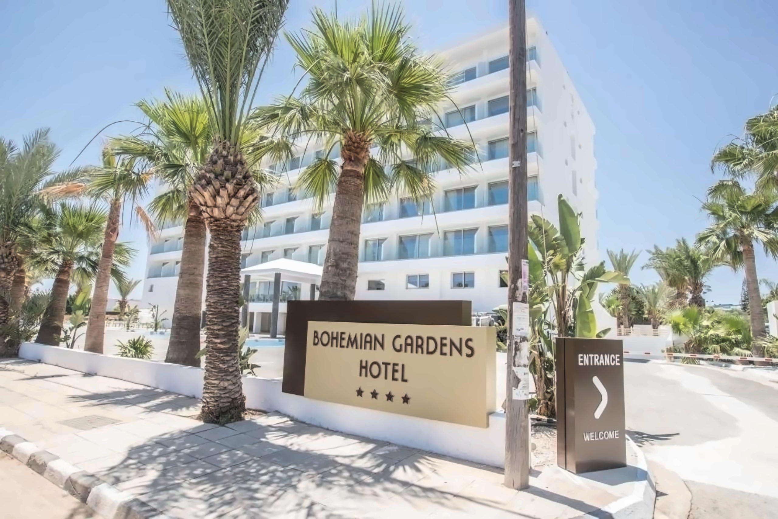 Bohemian Gardens Hotel 4