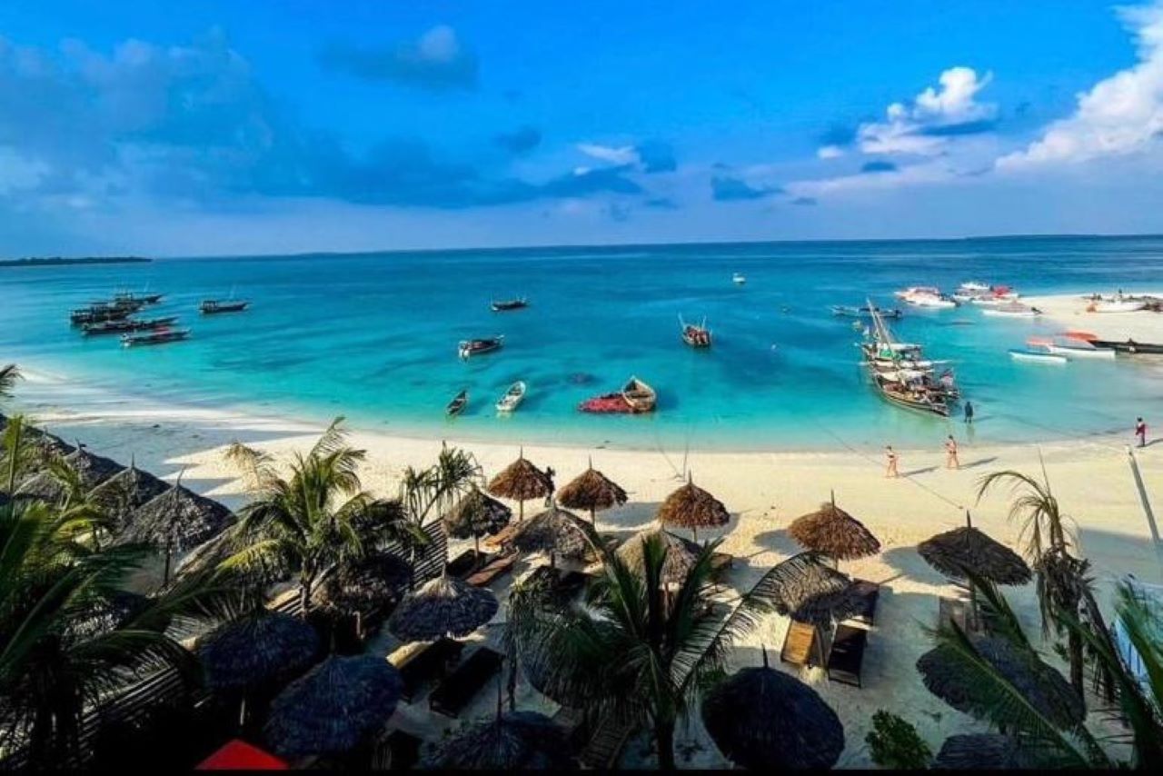 Sun Sea Bar (Adults Only 12+) 6