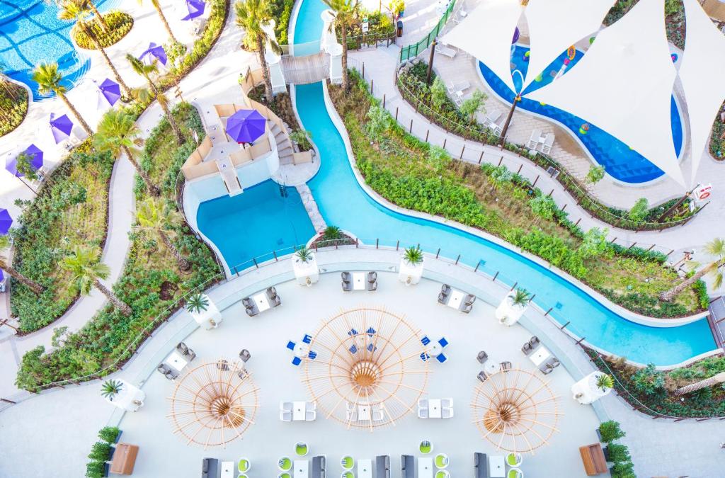 Centara Mirage Beach Resort Dubai 5