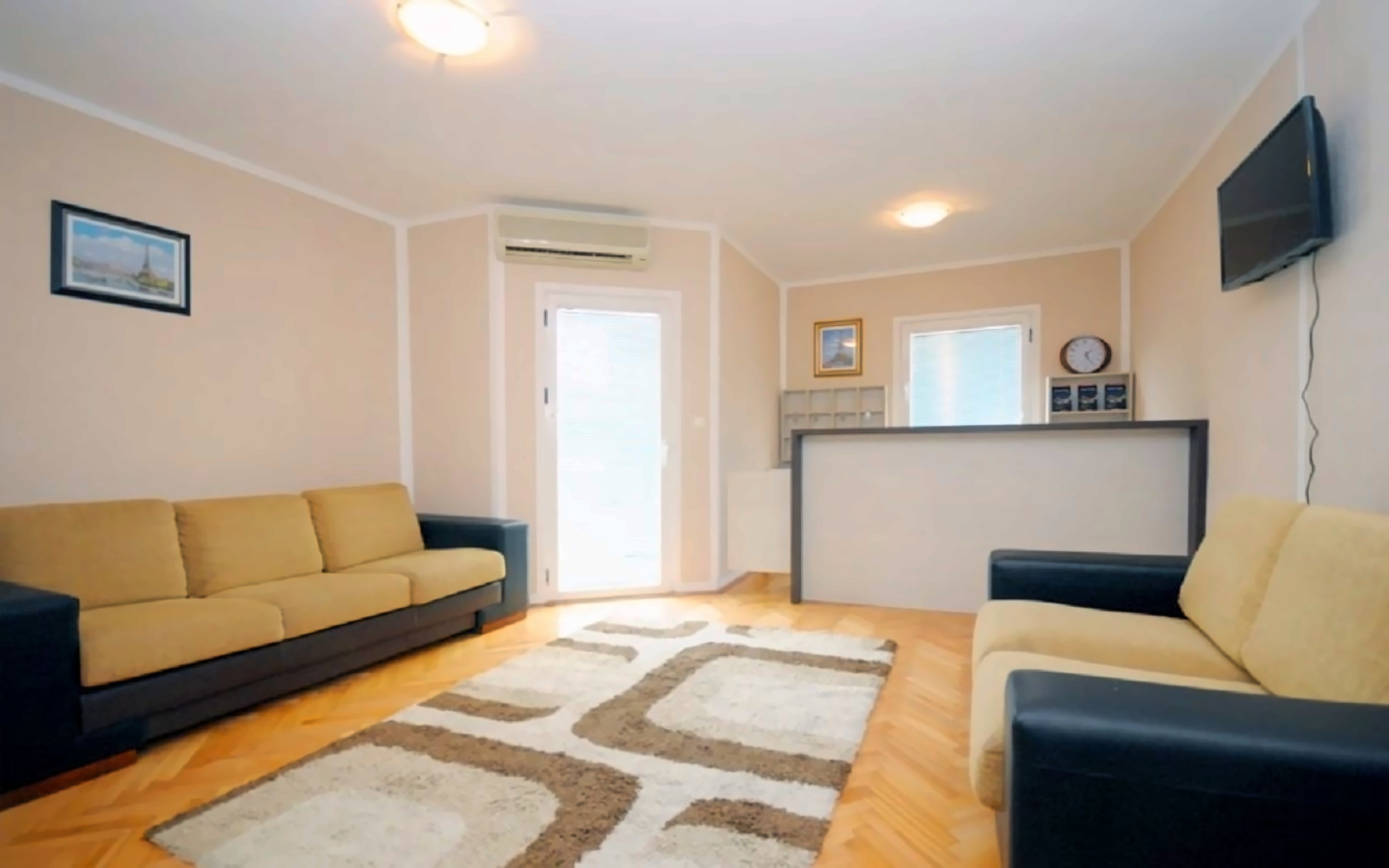 Apartments Siesta 4