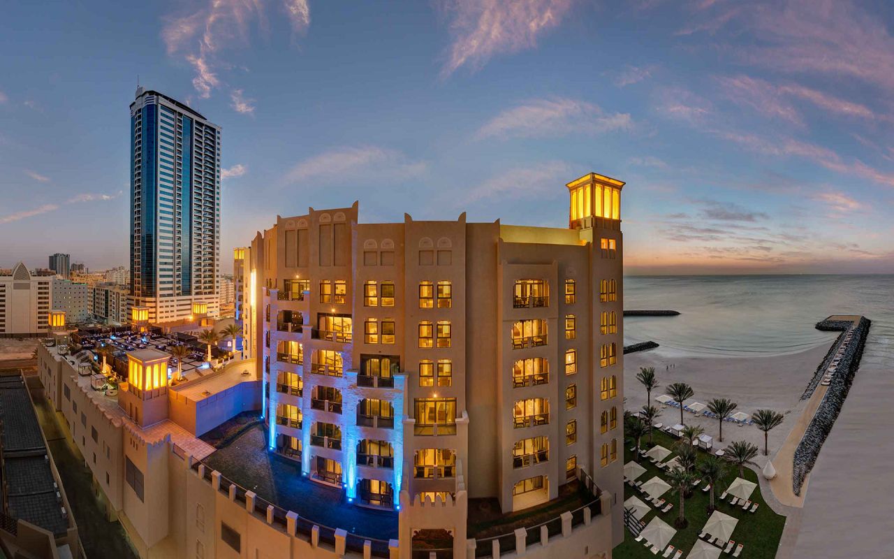 Bahi Ajman Palace Hotel 2