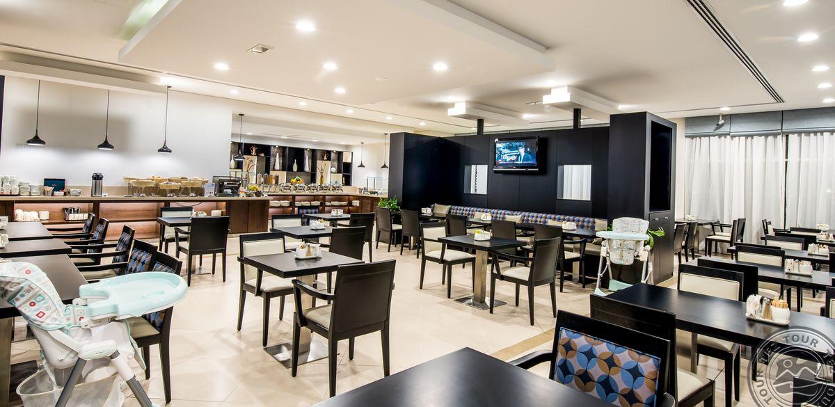 Holiday Inn Express Jumeirah 6
