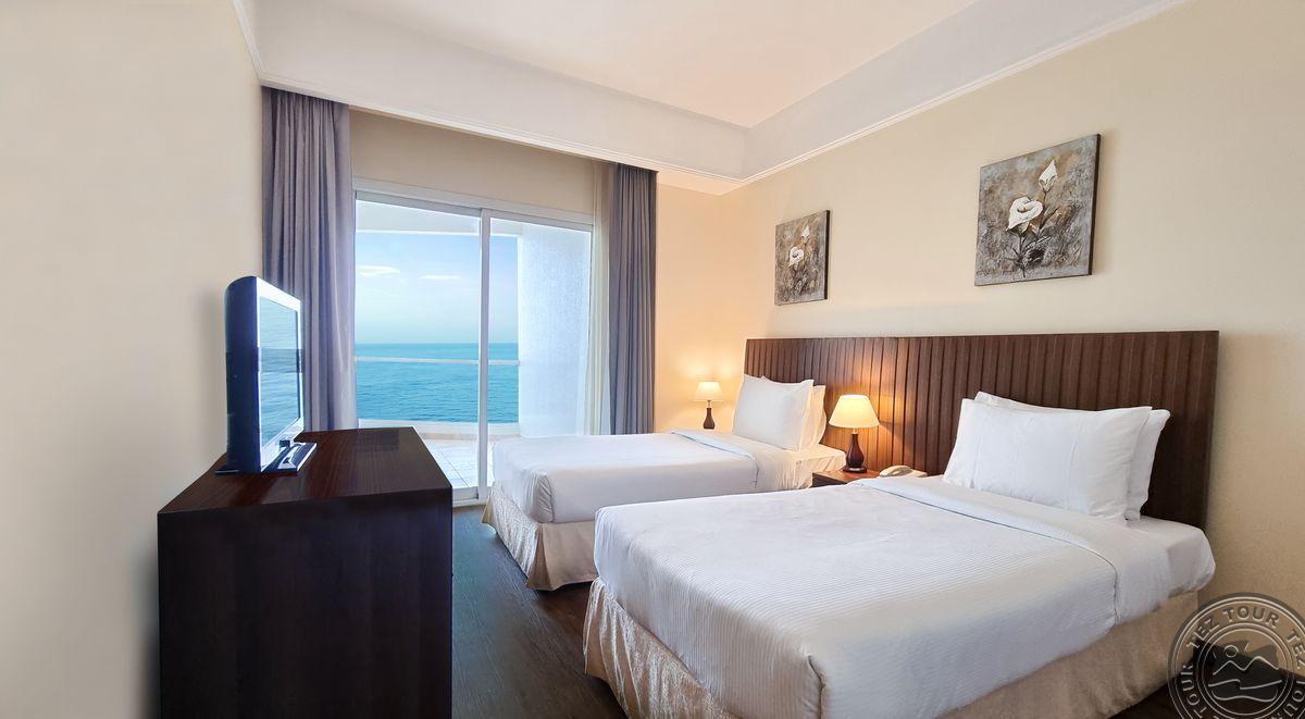 Ramada Beach Hotel Ajman 4