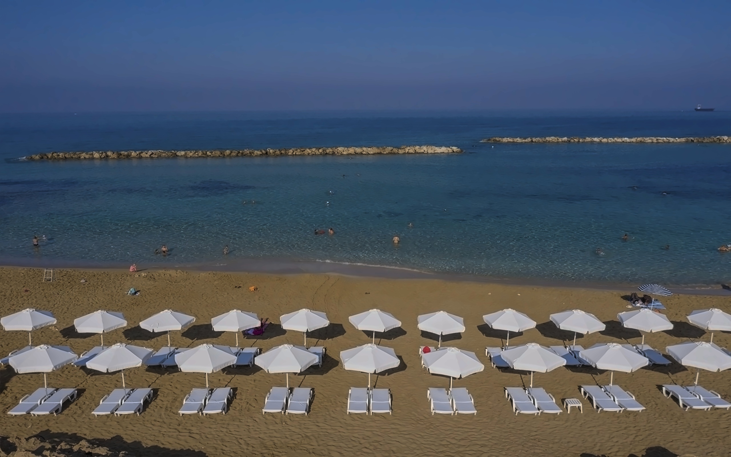 Venus Beach Hotel 4