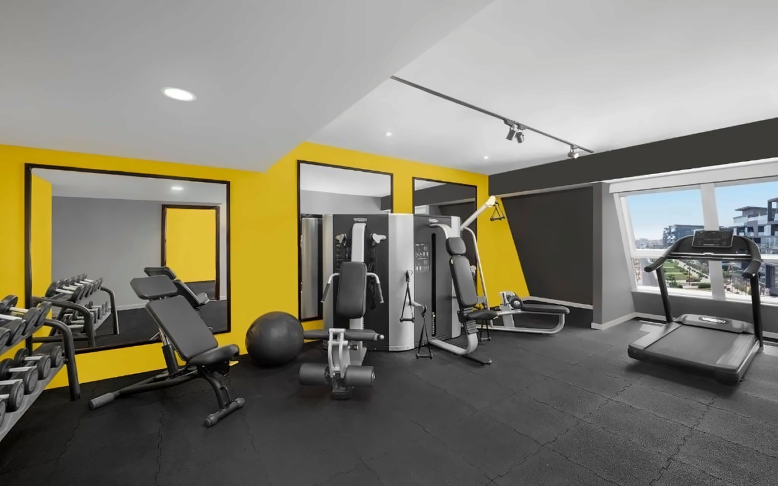 Leva Hotel and Suites, Mazaya Centre 4