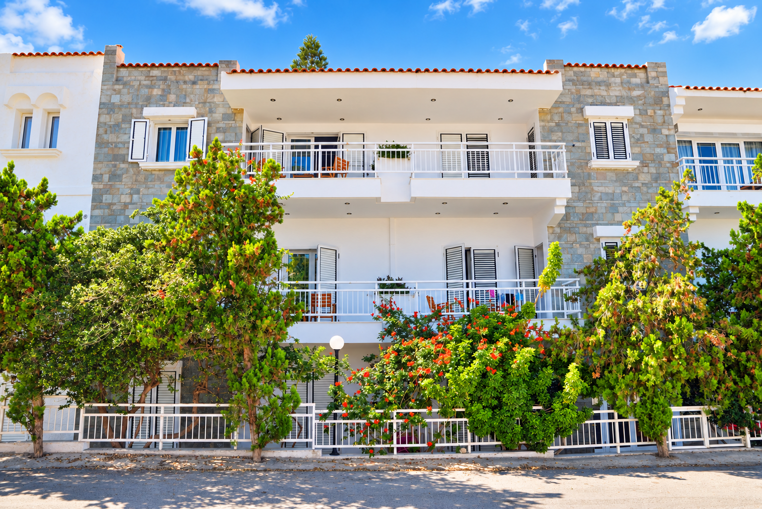 Anna Apartments 4