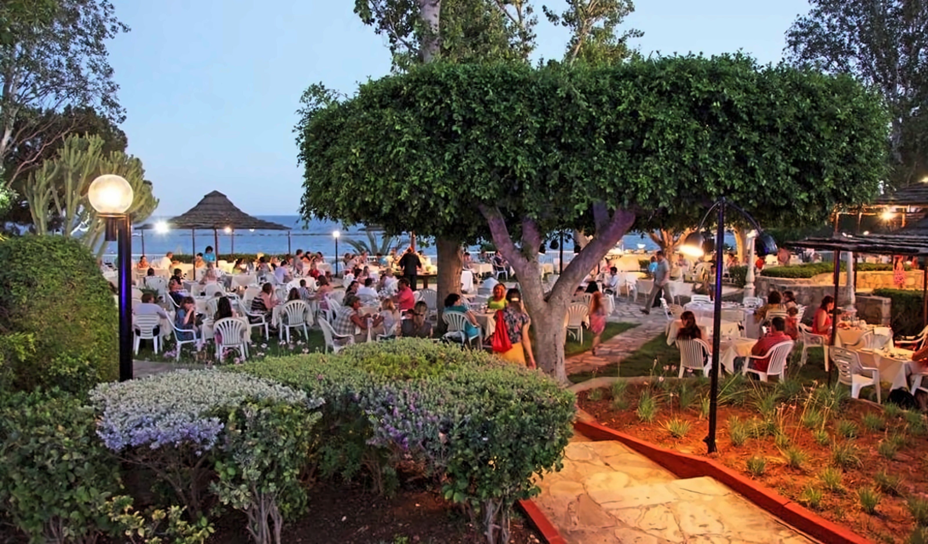Poseidonia Beach Hotel 5