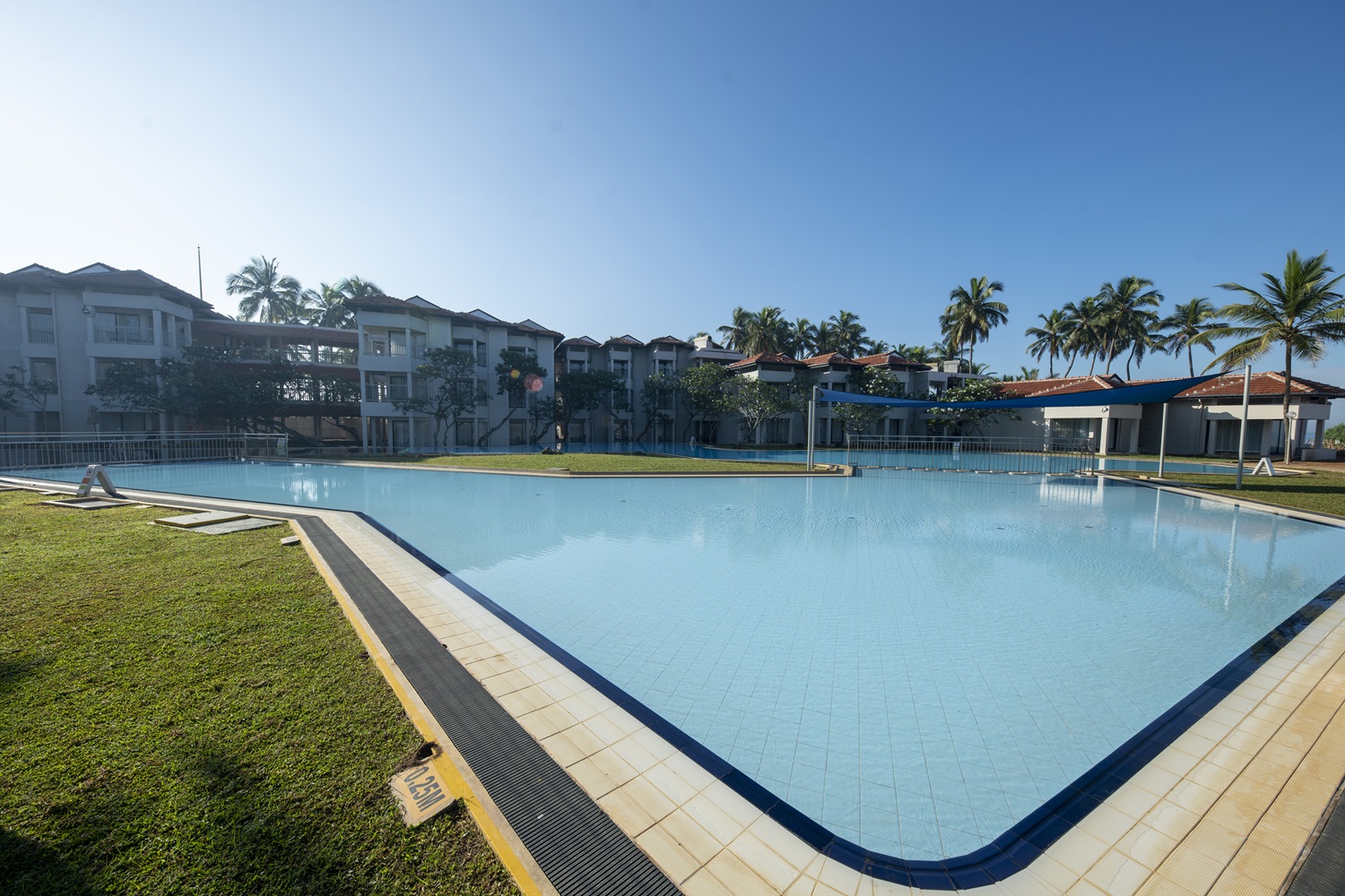 Club Hotel Dolphin 5