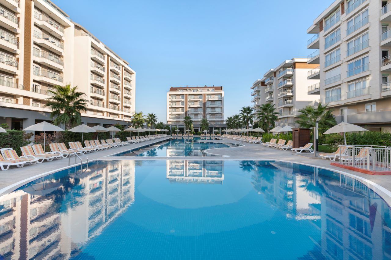 Greenwood Suites Resort 5