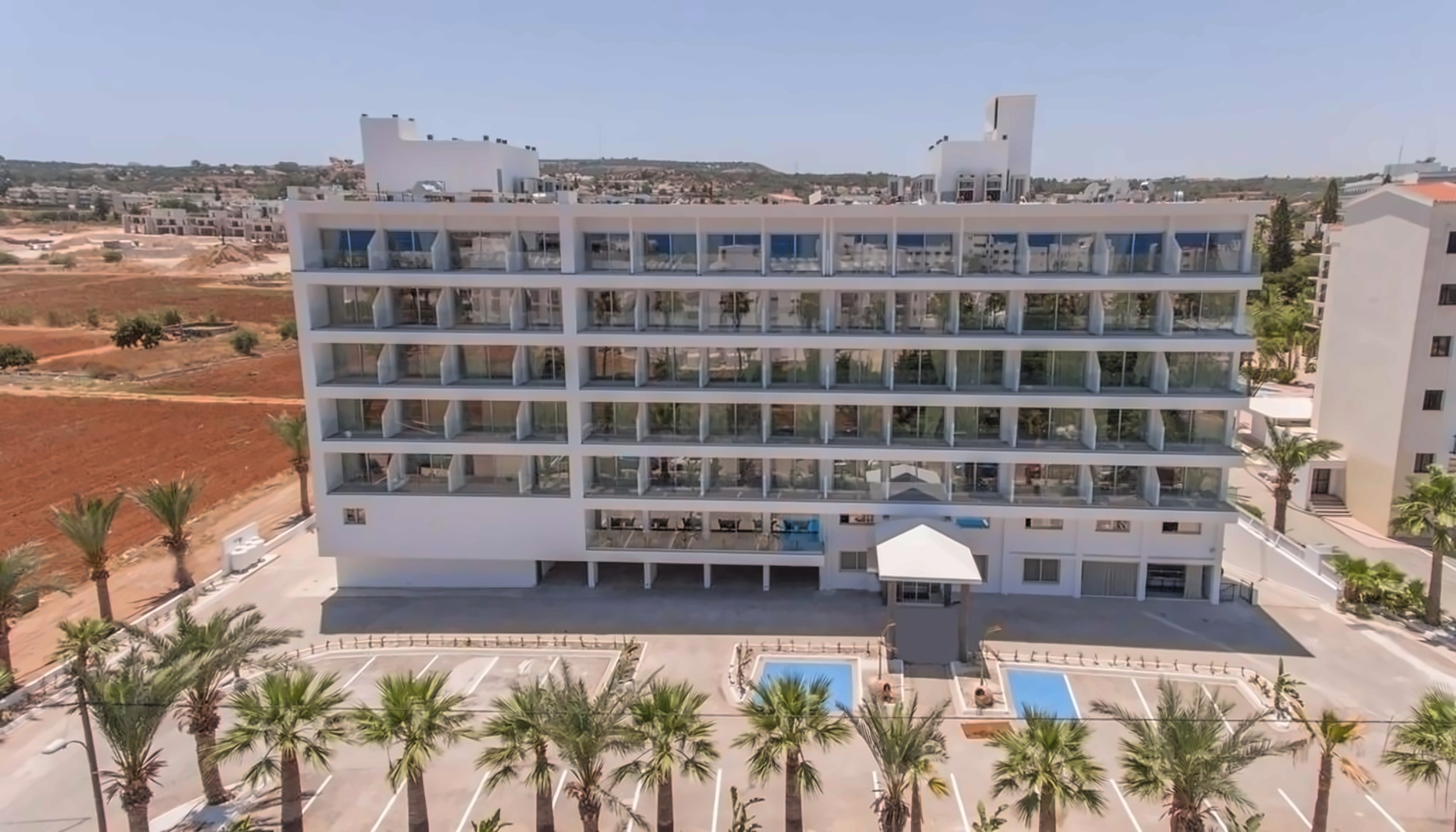 Bohemian Gardens Hotel 3