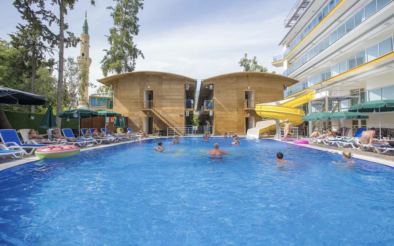 Arsi Enfi City Beach Hotel 4