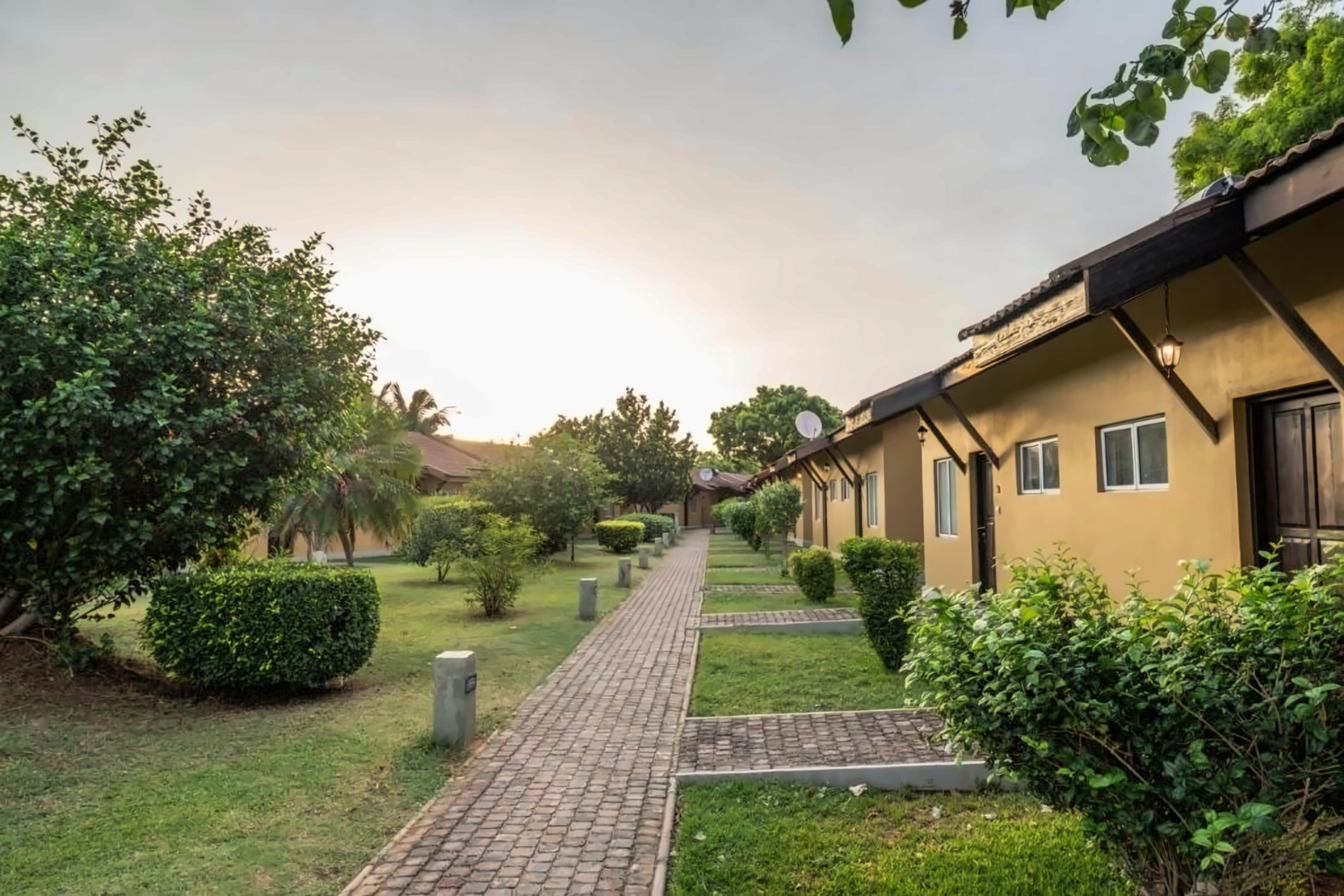 Amethyst Resort Passikudah 4