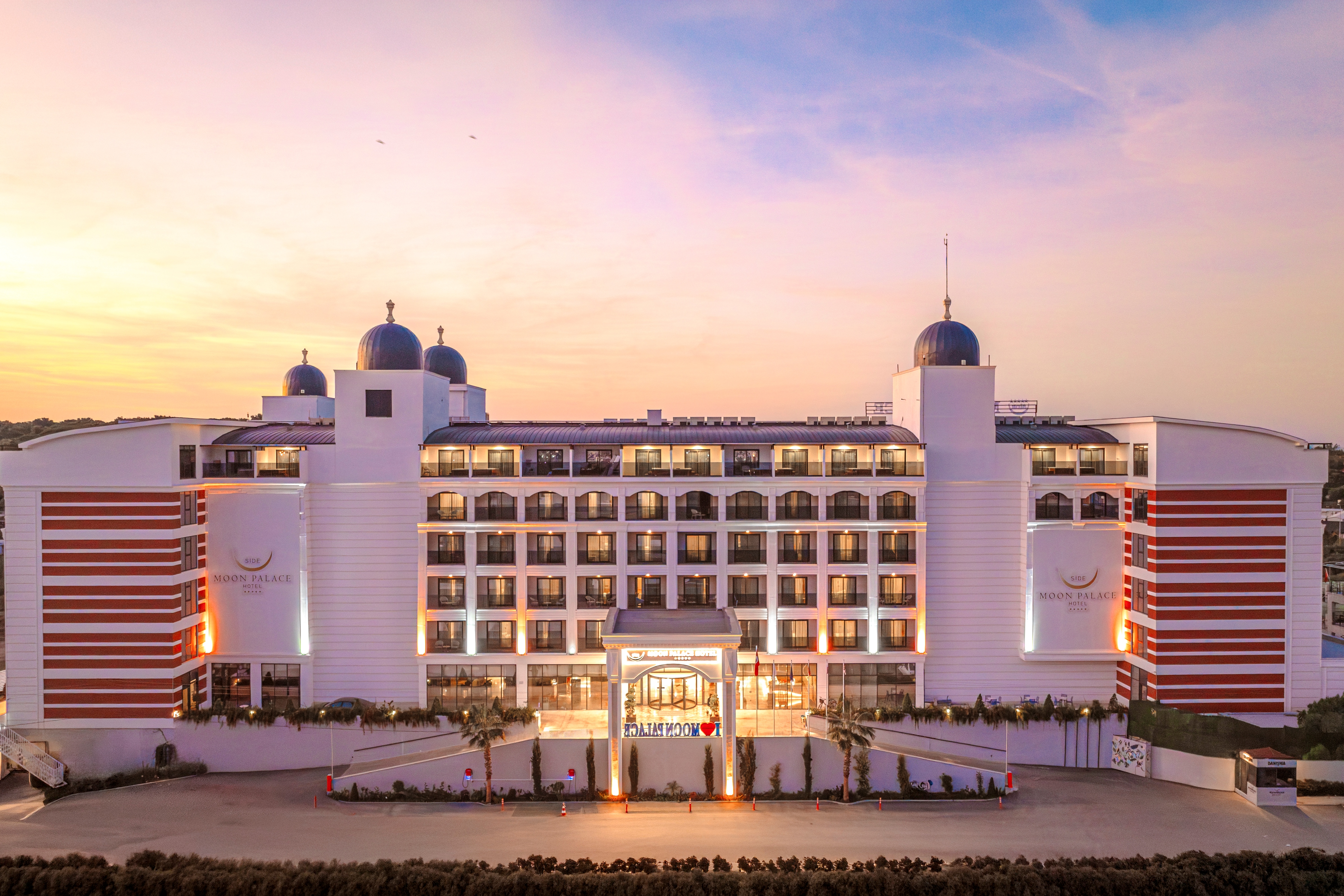 Side Moon Palace Hotel 6