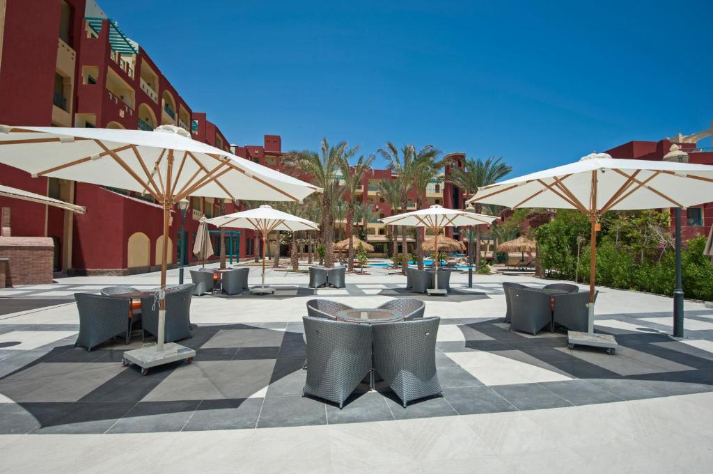 Sun & Sea Hotel 5