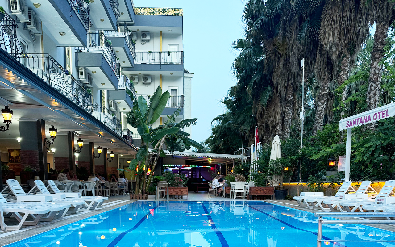 Santana Hotel 2