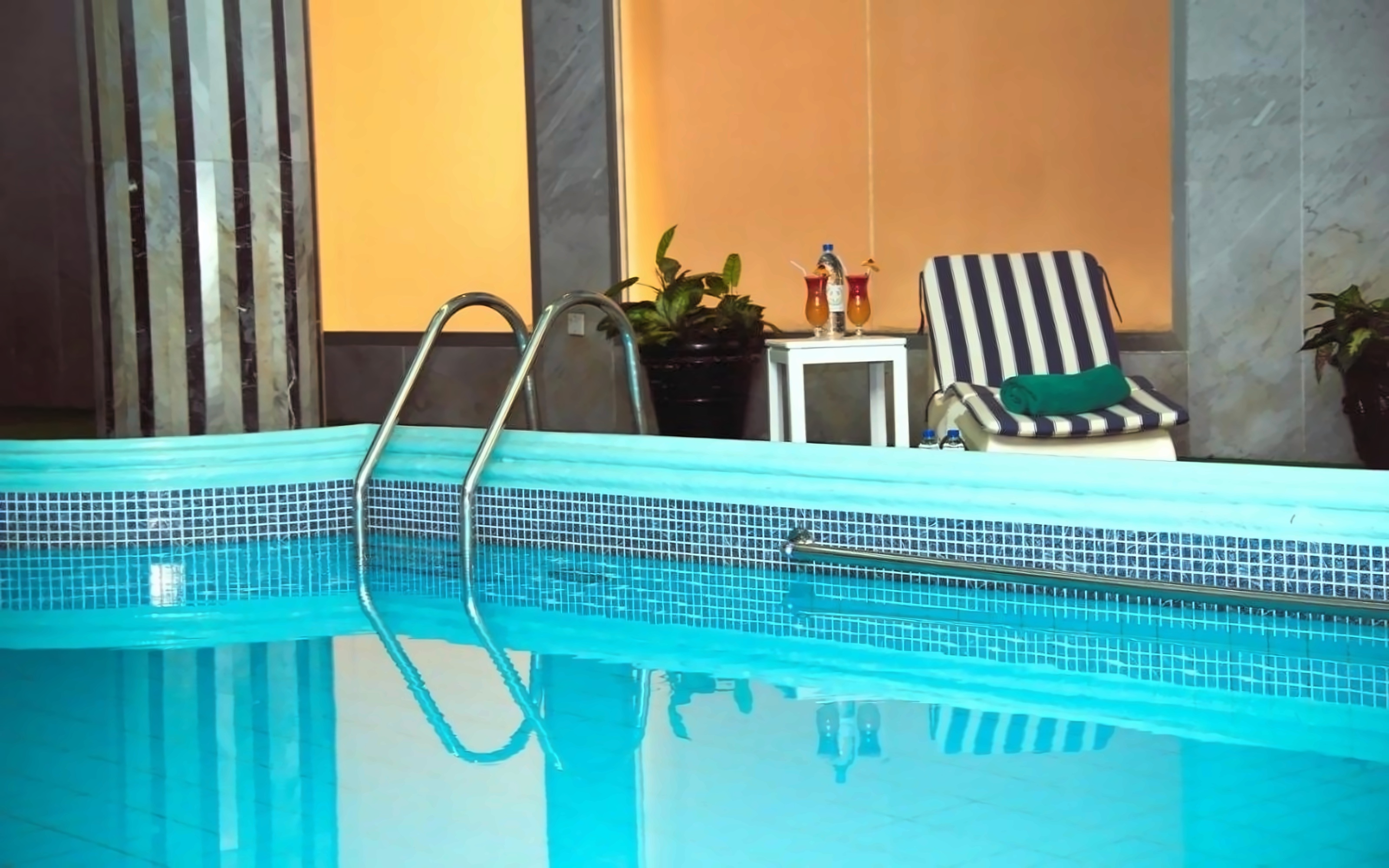 Nova Park Hotel 5